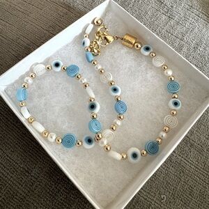 Adjustable evil eye choker